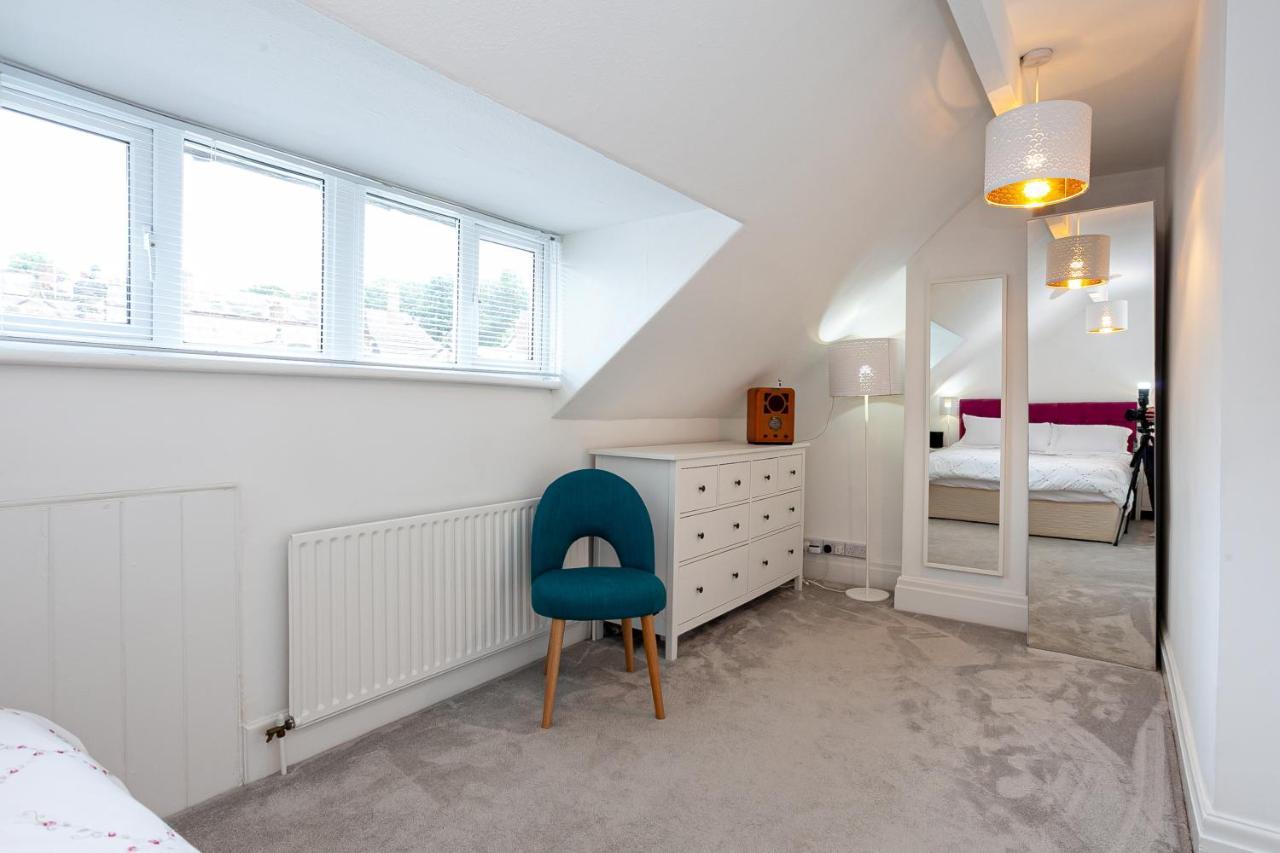 Cosy 2 Bed Apartment - Close To Leeds Centre Exterior photo