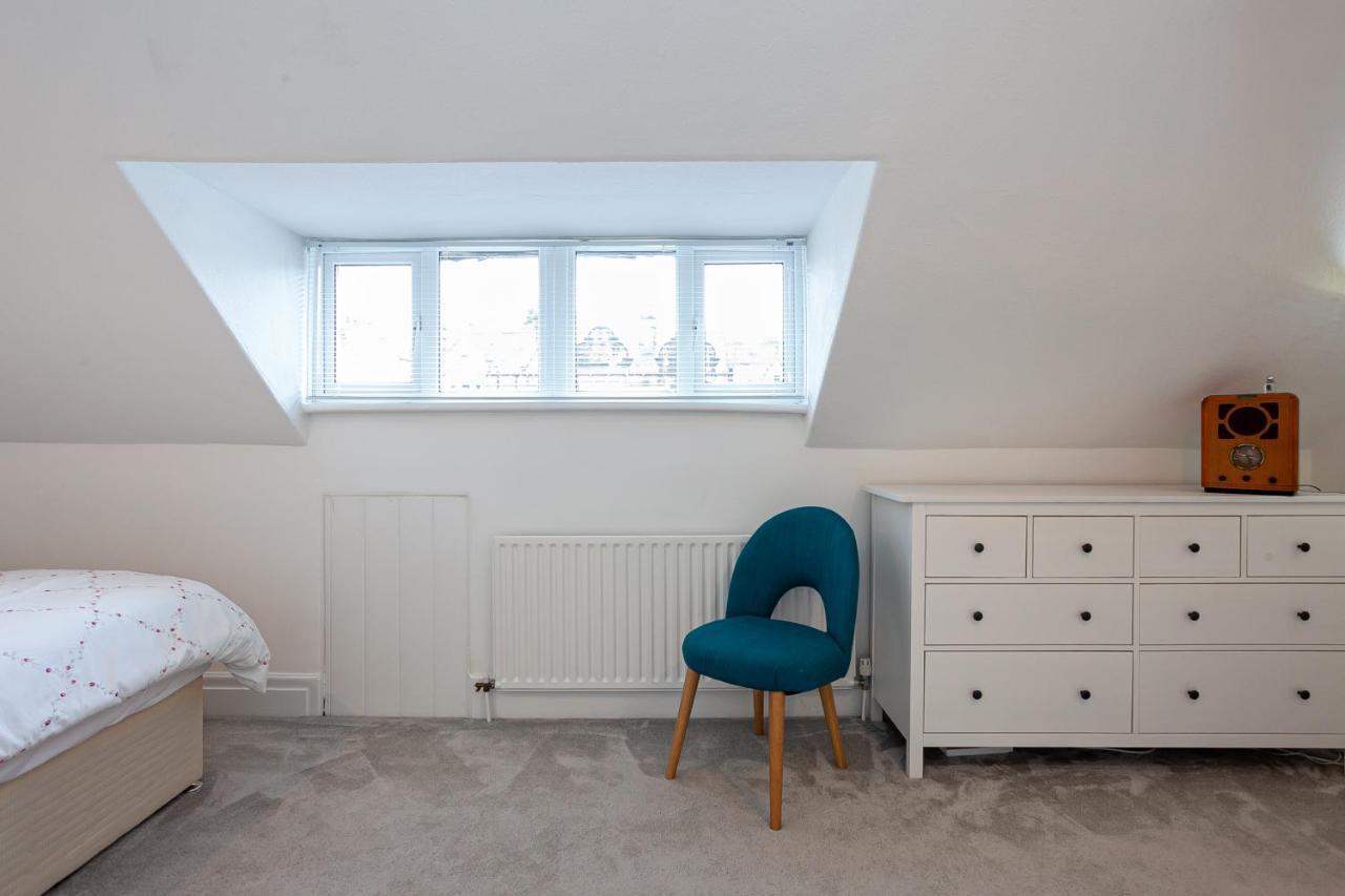 Cosy 2 Bed Apartment - Close To Leeds Centre Exterior photo