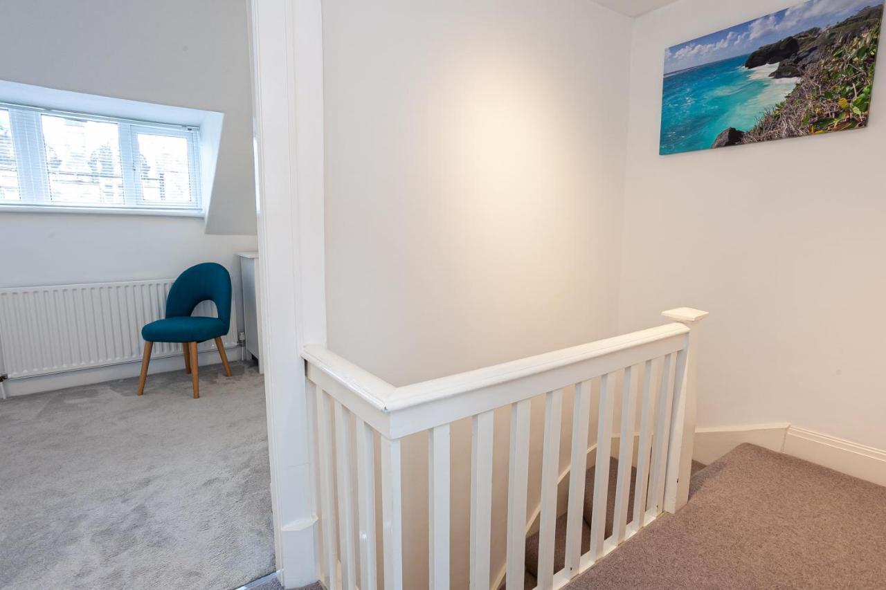 Cosy 2 Bed Apartment - Close To Leeds Centre Exterior photo