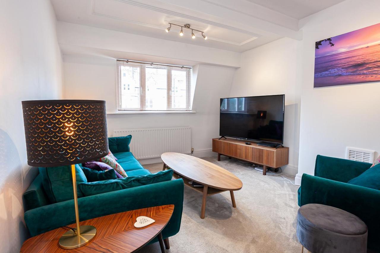 Cosy 2 Bed Apartment - Close To Leeds Centre Exterior photo