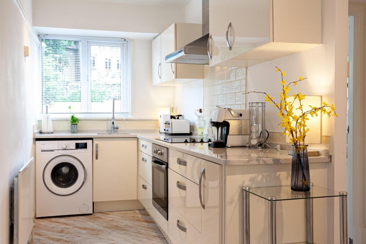 Cosy 2 Bed Apartment - Close To Leeds Centre Exterior photo