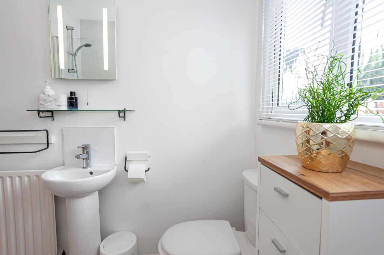 Cosy 2 Bed Apartment - Close To Leeds Centre Exterior photo