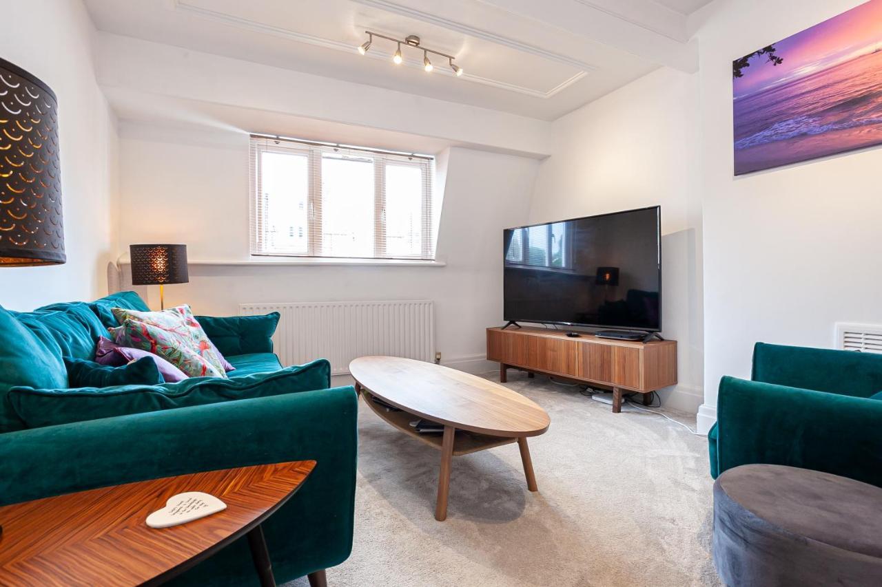 Cosy 2 Bed Apartment - Close To Leeds Centre Exterior photo